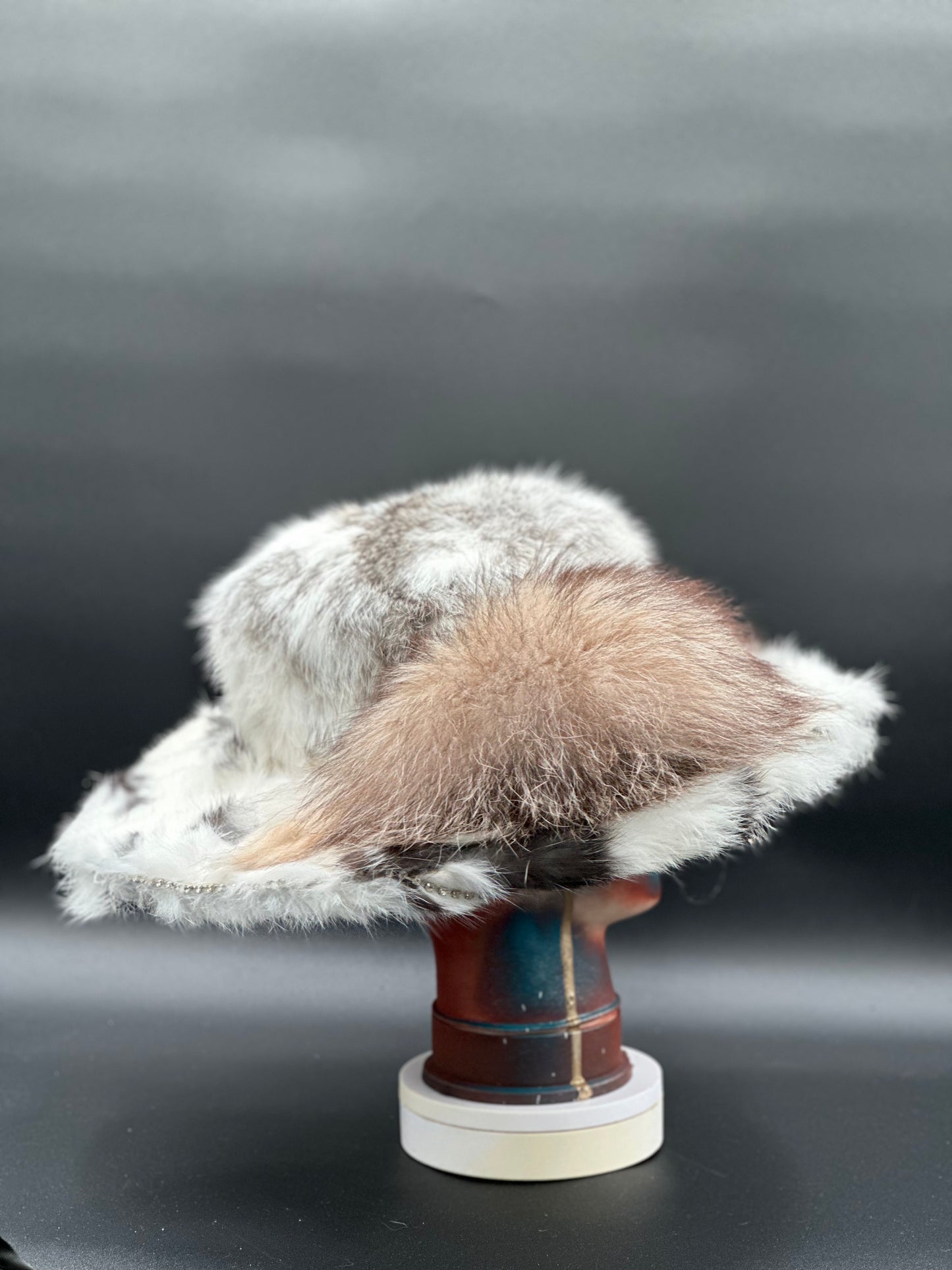 Cordobés Hat Upholstered in Rabbit Fur