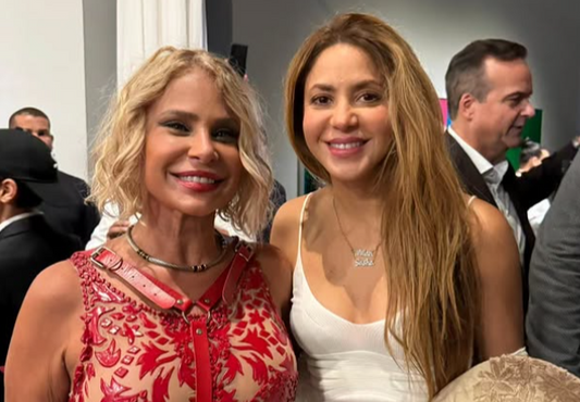 Shakira Receives Exclusive Igmar Style Hat: Will She Rock It On Stage?