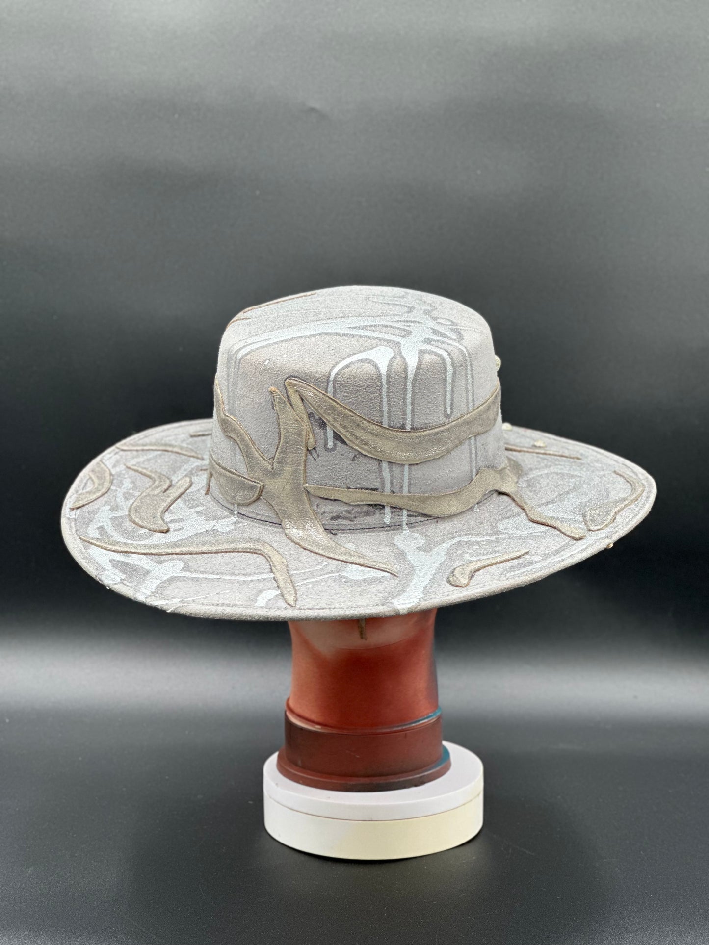 Back view of the Ibiza Silver Glitter Cordobés Hat on a mannequin head, showing the full design and details from the rear.